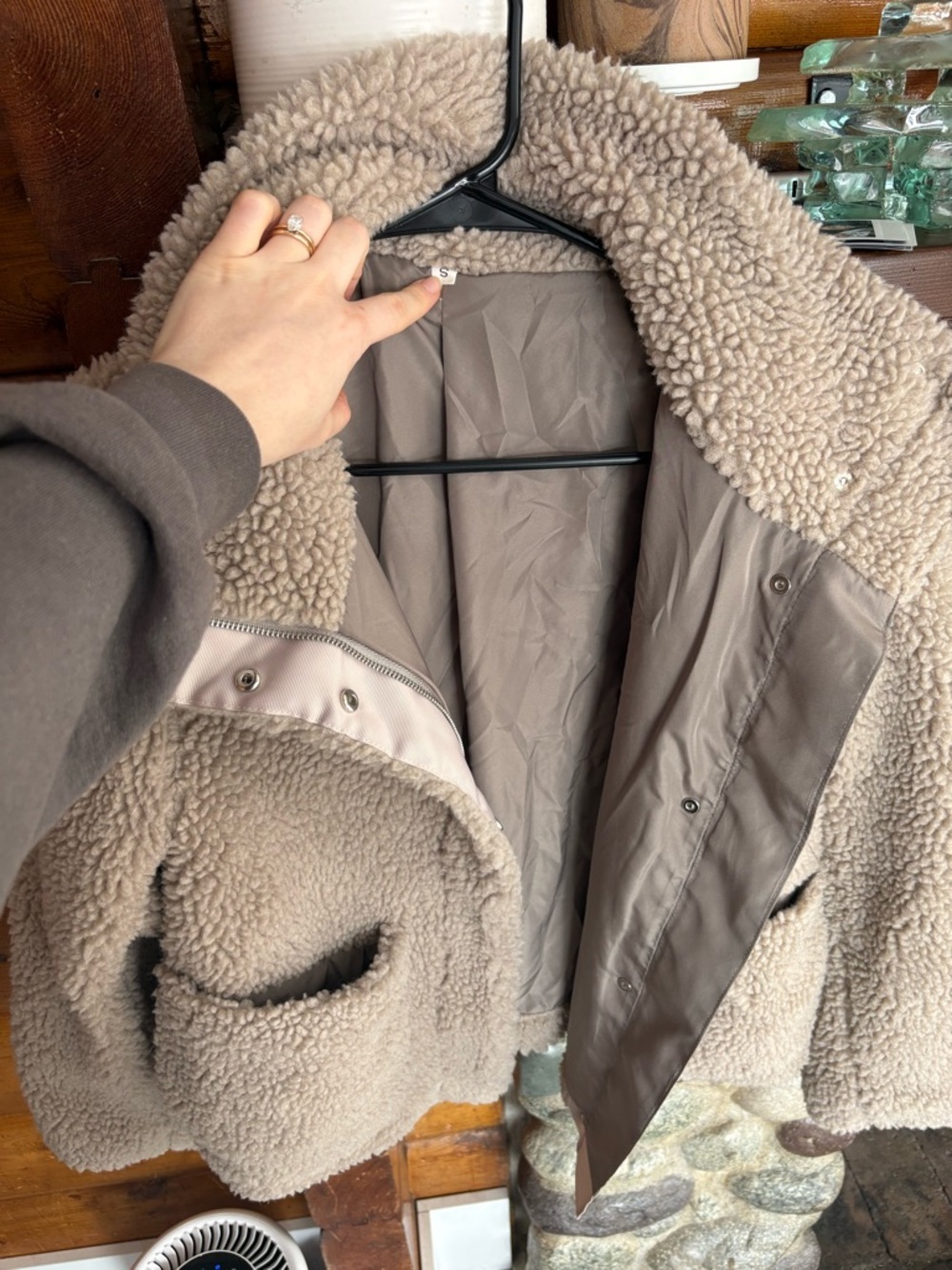 Cozy Sherpa Teddy Jacket Beige Zip Front Fleece Coat Women’s - Picture 3 of 4